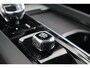 Volvo XC60 2.0 T8 Plug-in hybrid AWD Plus Black Edition | Adaptieve Cruise Control | Panoramadak | Stoel-/Stuur-/Voorruitverwarming | Dodehoek Detectie | 360° Parkeercamera | Harman Kardon Audio |