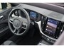 Volvo XC60 2.0 T8 Plug-in hybrid AWD Plus Black Edition | Adaptieve Cruise Control | Panoramadak | Stoel-/Stuur-/Voorruitverwarming | Dodehoek Detectie | 360° Parkeercamera | Harman Kardon Audio |