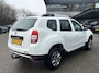 Dacia Duster TCe 125pk 4x2 Ambiance | Binnenkort Verwacht | All Season Banden | Trekhaak | Navigatie | 16 Inch Lichtmetalen Velgen