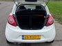 Ford Ka 1.2 Titanium Airco Electric pakket Audio-CD/MP3 LMV 15" Colorpakket ABS 2 x airbag Getint glas Dealeronderhoud Nieuwe Apk!