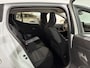 Dacia Sandero 90PK TCe Journey | Camera | Armsteun | Climate Control | Parkeersensoren | Apple CarPlay/Android Auto | Licht & Regen Sensor | Cruise Control | Lichtmetalen Velgen | Full LED |