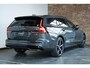 Volvo V60 T8 Plug-in hybrid AWD Plus Dark | Harman Kardon Premium Audio | 360° Parkeercamera | Parkeersensoren voor en achter | Google Infotainment | Nappa Lederenbekleding | Panoramadak | Parkeerverwarming | Head-Up Display | 19" 5-Spaaks Black / Diamond Cut velgen