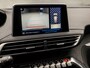 Peugeot 3008 1.2 PureTech Allure Sport 131Pk (APPLE CARPLAY, GROOT NAVI, 360 CAMERA, LEDER, SPORTSTOELEN, GETINT GLAS, KEYLESS, SFEERVERLICHTING, NIEUWE APK, NIEUWSTAAT)