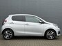 Peugeot 108 1.0 e-VTi 72pk 5D Allure | All Season Banden | Achteruitrij Camera | Climate Control | 15 Inch Lichtmetalen Velgen