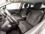 Renault Clio Estate 0.9 TCe Sport (NAVIGATIE, TREKHAAK, GETINT GLAS, SPORTSTOELEN, LM VELGEN, CRUISE, NIEUWSTAAT)
