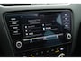 Skoda Octavia Combi 1.5 TSI 150pk DSG Sport Business Panoramadak Stoelverwarming Navigatie
