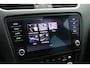 Skoda Octavia Combi 1.5 TSI 150pk DSG Sport Business Panoramadak Stoelverwarming Navigatie