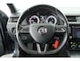 Skoda Octavia Combi 1.5 TSI 150pk DSG Sport Business Panoramadak Stoelverwarming Navigatie