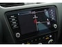 Skoda Octavia Combi 1.5 TSI 150pk DSG Sport Business Panoramadak Stoelverwarming Navigatie