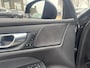 Volvo V60 2.0 T4 R-Design | HEICO | Panoramadak | HUD | Memory | HK Audio |