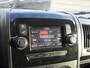 Peugeot Boxer GB 333 L2H2 BlueHDi 140PK TREKHAAK | Navigatie | Cruise control | AIRCO | Parkeerhulp | Vloerplaat laadruimte + betimmering | Bluetooth
