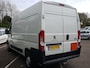 Peugeot Boxer GB 333 L2H2 BlueHDi 140PK TREKHAAK | Navigatie | Cruise control | AIRCO | Parkeerhulp | Vloerplaat laadruimte + betimmering | Bluetooth
