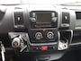 Peugeot Boxer GB 333 L2H2 BlueHDi 140PK TREKHAAK | Navigatie | Cruise control | AIRCO | Parkeerhulp | Vloerplaat laadruimte + betimmering | Bluetooth