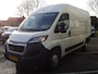 Peugeot Boxer GB 333 L2H2 BlueHDi 140PK TREKHAAK | Navigatie | Cruise control | AIRCO | Parkeerhulp | Vloerplaat laadruimte + betimmering | Bluetooth