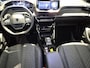 Peugeot 2008 1.2 PureTech 130 Allure | Automaat | Navigatie | Camera | Keyless Entry en Start | Mooie Sterke Motor!! | Draadloze Telefoonlader |