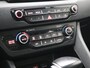Kia Niro Hybrid 1.6 GDi First Edition AUTOMAAT / Airco Automatisch / Navigatie / Cruise Control / Trekhaak / 1300KG Trekgewicht / Camera / Dealeronderhouden / Apple CarPlay & Android Auto /