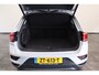 Volkswagen T-Roc 1.0 TSI Style PDC Camera ACC Navi 24 Maanden garantie* (Vraag naar de voorwaarden)