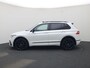 Volkswagen Tiguan 1.4TSIeHybrid 180kW/245PK R-Line Black Style DSG · Panoramadak · Apple Carplay/Android Auto · Camera + Parkeersensoren