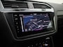 Volkswagen Tiguan 1.4TSIeHybrid 180kW/245PK R-Line Black Style DSG · Panoramadak · Apple Carplay/Android Auto · Camera + Parkeersensoren