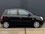 Kia Picanto 1.0 LX 5 deurs - EL. RAMEN - CPV - LM VELGEN - STUURBEKRACHTIGING - RADIO/CD - NAP - NL AUTO - APK T/M 15-11-2026 -