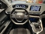 Peugeot 3008 1.2 PURE TECH ACTIVE DISTRIBUTIEKETTING VERVANGEN NAVIGATIE APPLE CARPLAY/ANDROID RIJSTROOKSENSOREN TREKHAAK ZEER MOOI !! SLECHTS 64859 KM !!