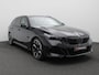 BMW 5-Serie Touring 530e xDrive 299PK Aut. M-Sport, Panoramadak, Head-Up Display, Stoelverwarming & ventilatie, Bowers & Wilkins Audio, Elektr. Achterklep, Trekhaak, 21" LM Velgen