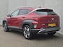 Hyundai Kona 1.6 GDI HEV Comfort Smart Automaat / Dealer onderhouden / Trekgewicht 1300 kg / All season banden / Stuur- & Stoel verwarming / Achteruitrijcamera / Apple Carplay Android Auto / Elektrische achterklep / Adaptief cruise control / Keyless Entry/Start /