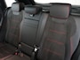 Mercedes-Benz B-klasse 180 Business Solution AMG (NL-Auto / Afn. Trekhaak / Pano / Matrix / Vol!)