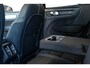 Volvo XC40 B4 Plus Black Edition | Schuif/Kanteldak | 360º Visual Park Camera | Harman Kardon Premium Audio | 20" Lichtmetalen Wielen |