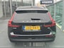 Volvo V60 2.0 B4 Essential Edition / Voor+achter+stuur verwarmd / Leder / BLIS / Camera achter / Pilot assist + ACC /