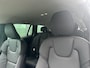 Volvo V60 2.0 B4 Essential Edition / Voor+achter+stuur verwarmd / Leder / BLIS / Camera achter / Pilot assist + ACC /