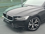 Volvo V60 2.0 B4 Essential Edition / Voor+achter+stuur verwarmd / Leder / BLIS / Camera achter / Pilot assist + ACC /