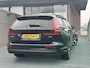 Volvo V60 2.0 B4 Essential Edition / Voor+achter+stuur verwarmd / Leder / BLIS / Camera achter / Pilot assist + ACC /