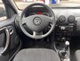 Dacia Duster 1.6 Lauréate 2wd Airco Cruise control Trekhaak