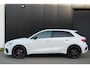 Audi A3 Sportback 45 TFSI e S edition Competition | Dealer onderhouden | Schuif/kanteldak | RS Stoelen | Head Up Display | Adaptieve cruise control | Elektrische achterklep | Stoelverwarming | Bang & Olufsen | Virtual Cockpit |
