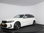 BMW 3-Serie Touring 330e xDrive | M-Sport | Panoramadak |