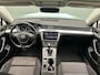 Volkswagen Passat Variant 2.0 TDI Comfortline Business Panormadak Adaptieve cruise Stoel Verwarming Carplay org. Nederlands