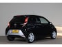 Toyota Aygo 1.0 VVT-i x-play NL-Auto!! Keyless Entry+start I Camera I Climate
