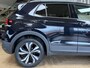Volkswagen T-Cross 1.0 TSI AUT Style | Navi | Beats | Camera | 17 " | PDC V+A | Dode hoek | 100% Volkswagen dealer onderhouden!