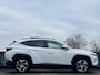 Hyundai Tucson 1.6 T-GDI HEV 230pk Premium Sky | SCHUIFKANTELDAK | LEDEREN BEKLEDING | STOELVENTILATIE & VERWARMING | BLIND SPOT CAMERA | NED. AUTO |
