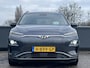 Hyundai Kona Electric EV Premium 64 kWh | SCHUIFKANTELDAK | LEDEREN BEKLEDING | HEAD UP DISPLAY | ADAPTIEVE CRUISECONTROL | GEÏNTEGREERDE NAVIGATIESYSTEEM | MULTIMEDIA APPLE CARPLAY & ANDROID AUTO |