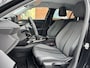 Peugeot e-2008 EV Allure Pack 50 kWh | Stoelverwarming | Carplay/Android Auto |