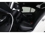 BMW 3-Serie 330i M Sport M-PERFORMANCE/LED/HUD/LEER+S.VERWARMING/LMV/360 CAM/CRUISE/ECC/12 MND GARANTIE!