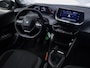 Peugeot 208 1.2 PureTech Allure Sport (APPLE CARPLAY,NAVI,PDC,CRUISE,LED,ELEKTRISCH PAKKET,SPORTSTOELEN,LM VELGEN)