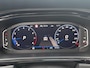 Volkswagen T-Roc 1.5 TSI R-Line Edition| Met panoramadak, stoelverwarming, elektrische achterklep en virtual cockpit!
