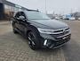 Volkswagen T-Roc 1.5 TSI R-Line Edition| Met panoramadak, stoelverwarming, elektrische achterklep en virtual cockpit!