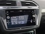 Volkswagen Tiguan 1.5 TSI 150 pk DSG R-Line Business | Panorama dak | Harman Kardon | 20'' LM | Matrix Led | App Connect | Stoel + Stuurverwarming | ACC | Elektrische Klep | Camera |