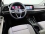 Volkswagen Golf 1.4 eHybrid Style 204 pk Automaat (DSG) | Navigatie | Parkeersensoren | Autom. airco (3 zones) | Stoelverwarming | LED koplampen |