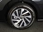 Volkswagen Golf 1.4 eHybrid Style 204 pk Automaat (DSG) | Navigatie | Parkeersensoren | Autom. airco (3 zones) | Stoelverwarming | LED koplampen |