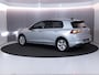 Volkswagen Golf 1.5 eTSI Life Edition 150 PK DSG | Verlengde garantie | Panorama dak | Velours bekleding | Head up Display | Stoel- en stuurverwarming |